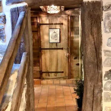 Prázdninový dům Charmant Petit Moulin Debut Xix *